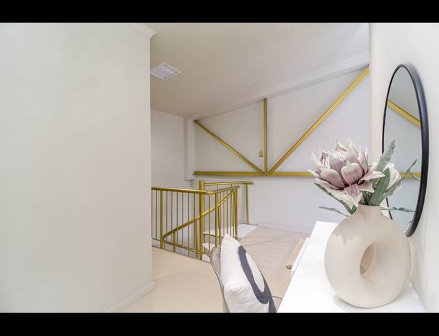 1 BEDROOM APARTMENT TO LET IN GARDENS